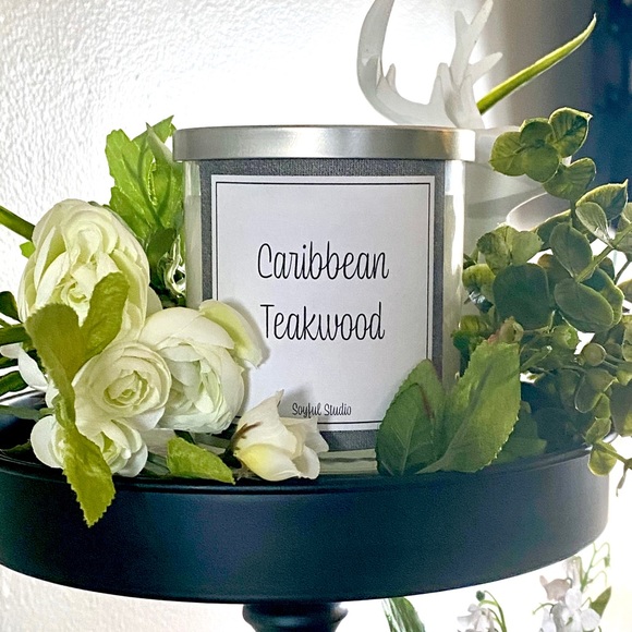 Caribbean Teakwood  9oz scented soy candle - Picture 2 of 3